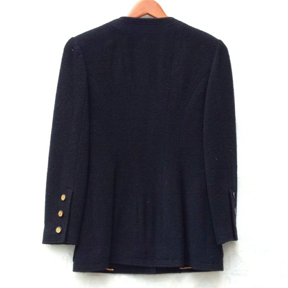 ❌SOLD Vintage Chanel Black Boucle Skirt Suit ❌ - Picture 6 of 7